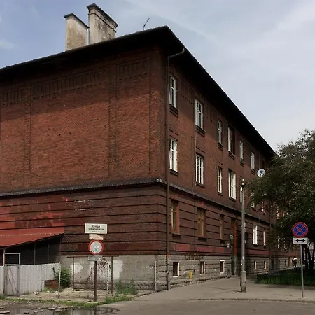 Penguin 1213 On Bosacka Street アパート