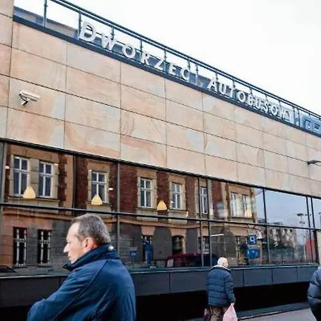 Penguin 1213 On Bosacka Street * Krakau