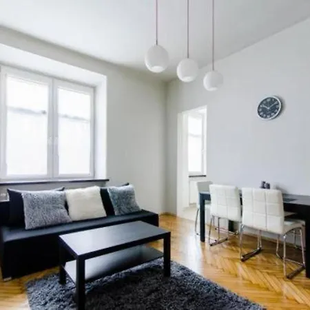 Penguin 1213 On Bosacka Street Apartment Krakau